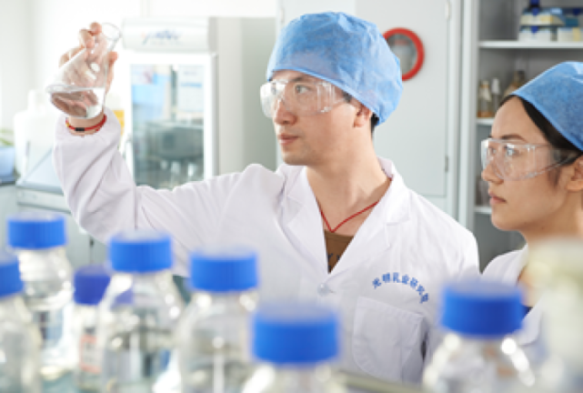 光明乳業攜手華熙生物 以生物科技賦能乳品創新，共筑女性健康新生態